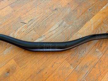Used Santa Cruz Carbon 35 800mm Riser 35 bike — image 3 of 5