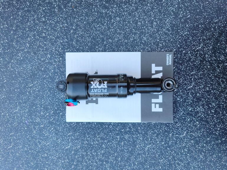 Used Fox Float Performance Elite 190x45 bike — image 4 of 6