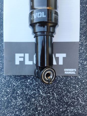 Used Fox Float Performance Elite 190x45 bike — image 5 of 6