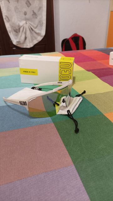 Used Neon Arrow bike — image 3 of 7