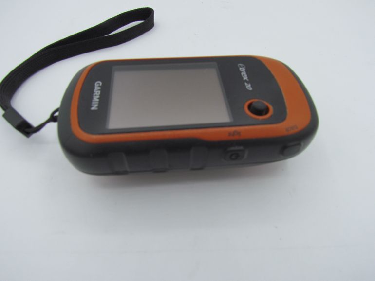 Used Garmin eTrex 20 GPS Unit bike — image 4 of 6
