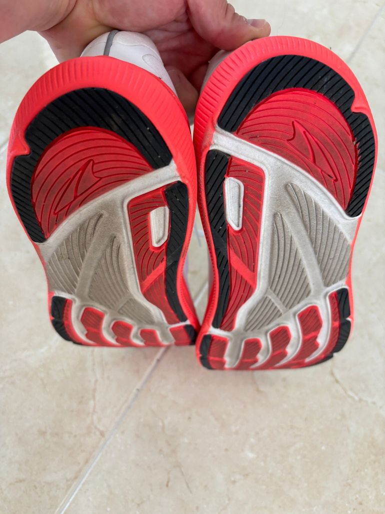 Used Altra Laufschuh bike — image 4 of 6
