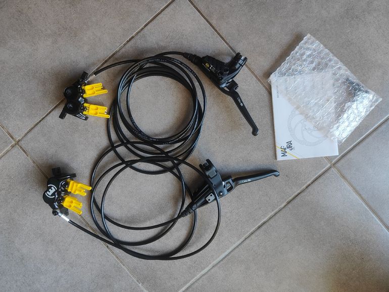 Used Magura MT5 Disc Brakes bike — image 2 of 7