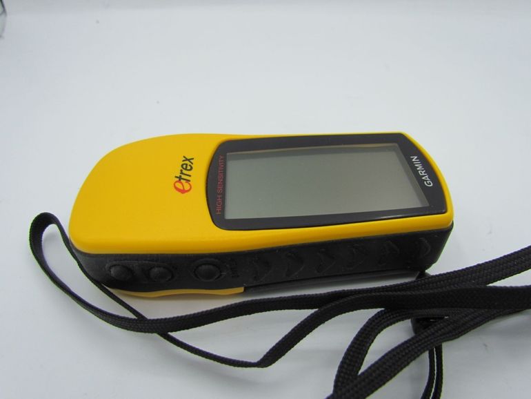 Used Garmin eTrex H GPS Outdoor bike — image 3 of 4