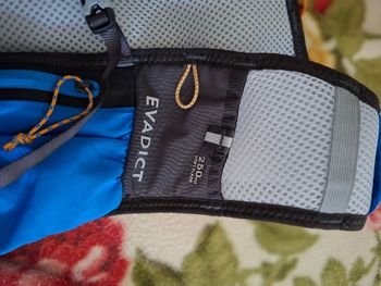 Used Decathlon Trail Running Gilet bike — image 3 of 3