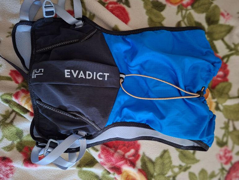 Used Decathlon Trail Running Gilet bike — image 1 of 3