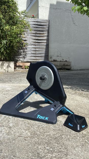 Used Tacx NEO 2T Smart Trainer 2024 bike