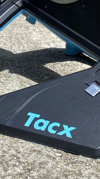 Used Tacx NEO 2T Smart Trainer 2024 bike — image 2 of 4