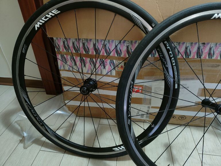 Used Miche Syntium Rim Shimano 10/11/12v 2019 bike — image 1 of 3