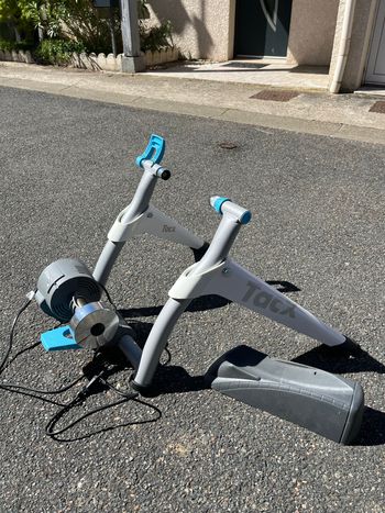 Used Tacx Flow Smart 2019 bike