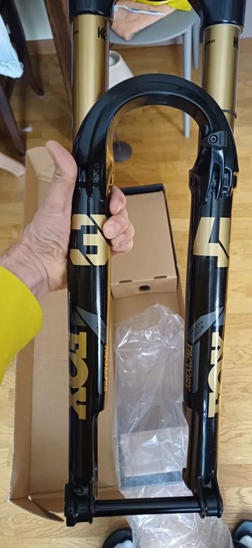 Brugt Fox Factory Fork 34 kashima 2025 bike — billede 4 af 6