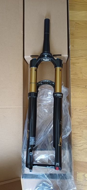 Brugt Fox Factory Fork 34 kashima 2025 bike — billede 3 af 6