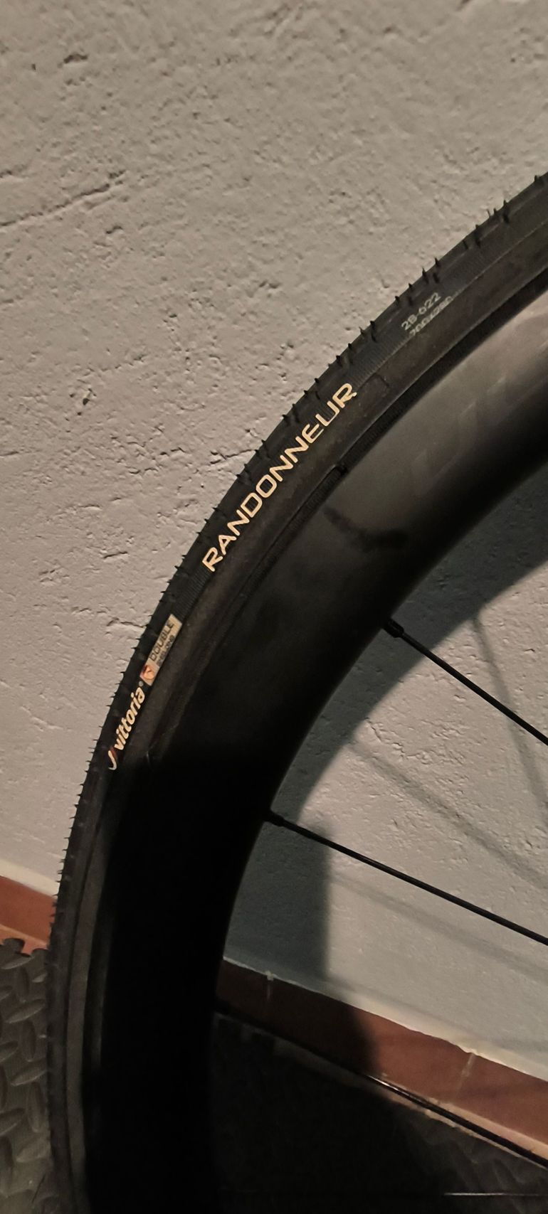 Used Shimano Ultegra C36 Tubeless Wheel 2025 bike — image 4 of 6