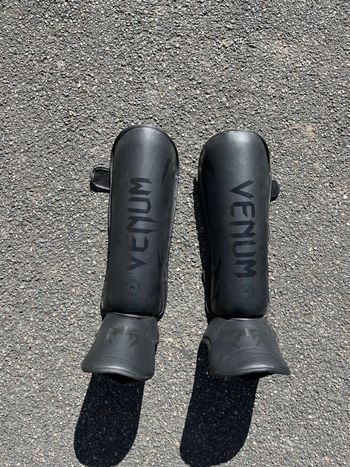 Used outshock Sac de frappe + structure + 2 disques 20kg - Set complet 2022 bike — image 11 of 15