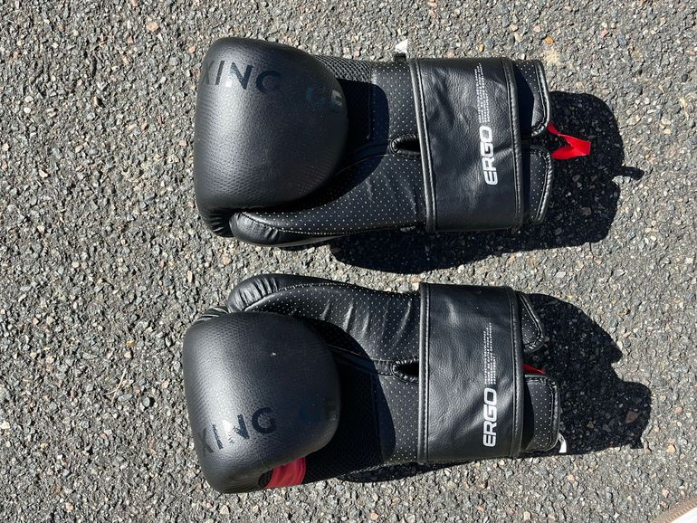 Used outshock Sac de frappe + structure + 2 disques 20kg - Set complet 2022 bike — image 10 of 15