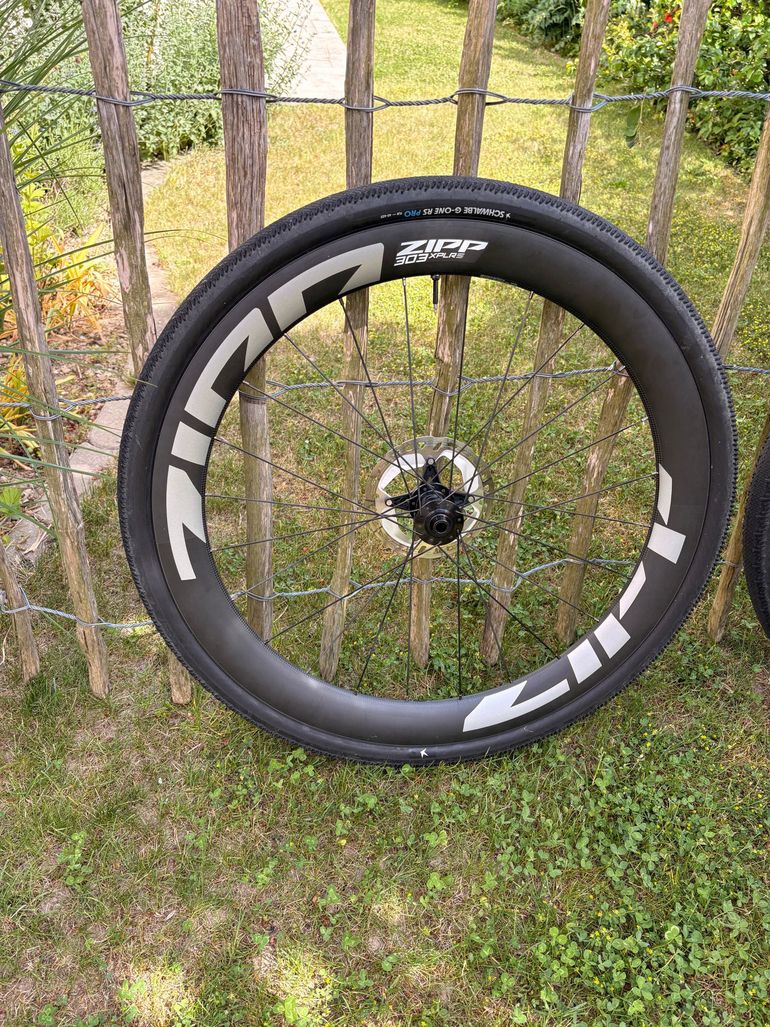 Used Zipp 303 XPLR S 2024 bike — image 8 of 8
