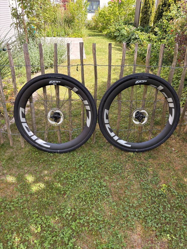 Used Zipp 303 XPLR S 2024 bike — image 1 of 8