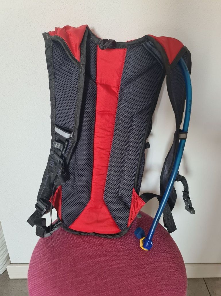 Used Camelbak Zaino con sacca idrica 2020 bike — image 3 of 4