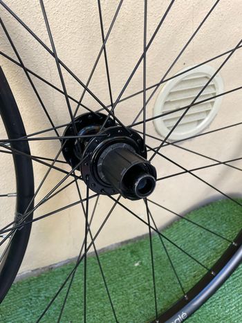 Used Sunringle Duroc 30 SRC 2025 bike — image 3 of 9