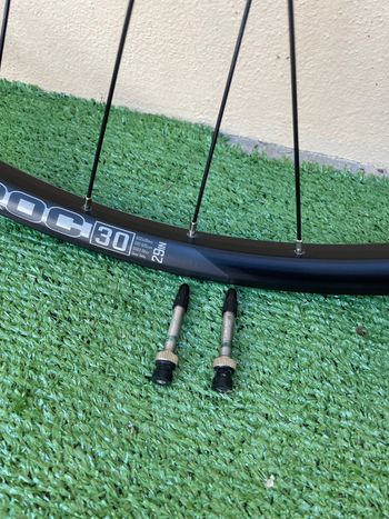 Used Sunringle Duroc 30 SRC 2025 bike — image 4 of 9