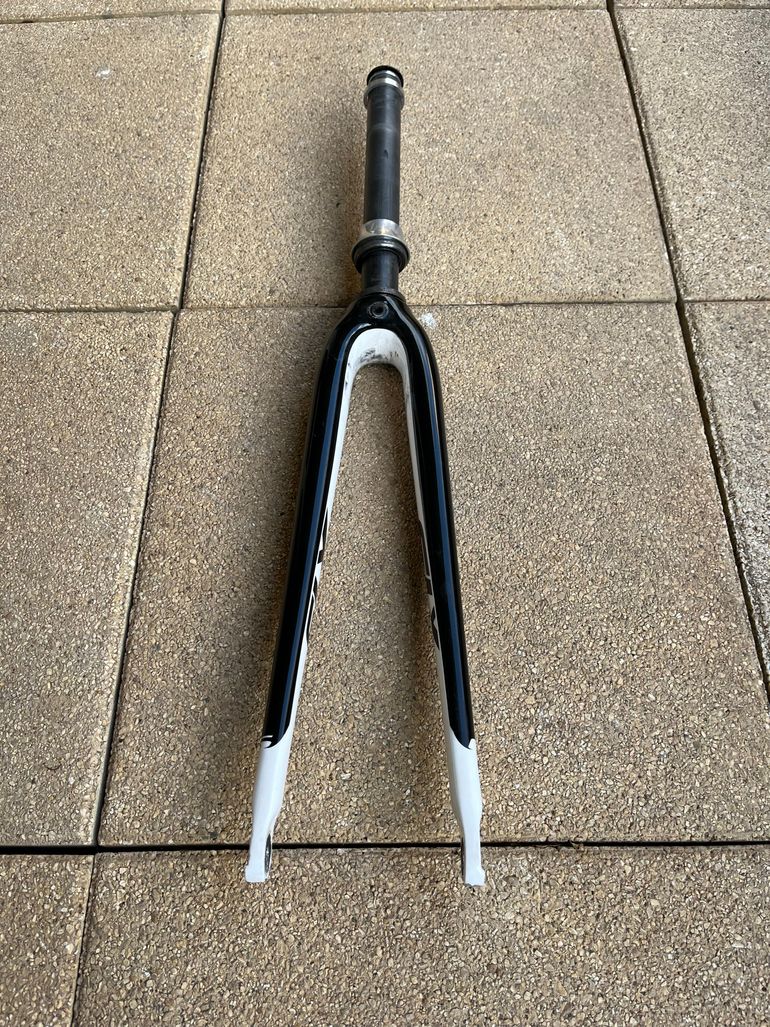 Used Cannondale Supersix bike — image 1 of 6