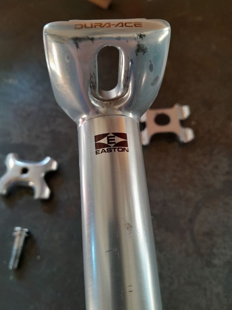 Used Shimano Dura-Ace SP-7410 Seatpost bike — image 3 of 4