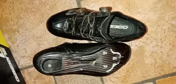 Used Gaerne carbon g. stilo black 2024 bike — image 2 of 2