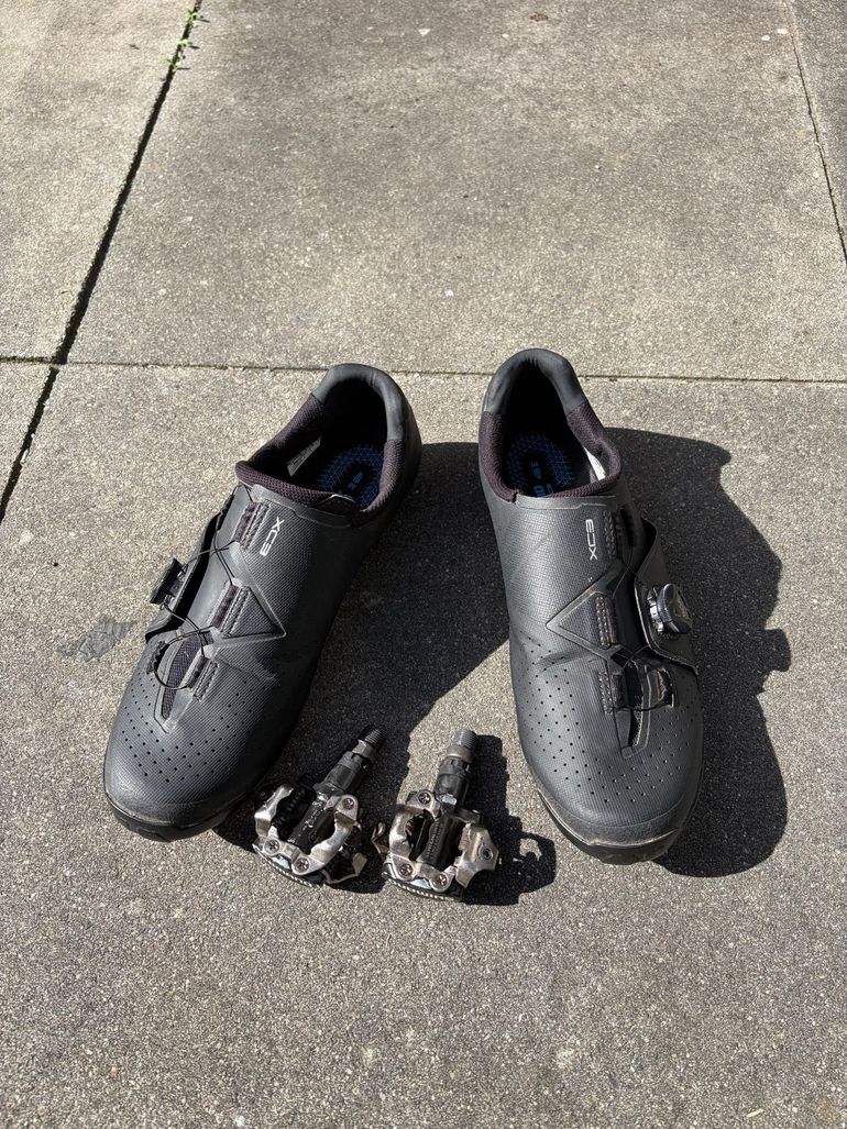 Used Shimano RC300 Road Cycling Shoes bike — image 1 of 6
