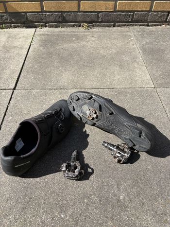 Used Shimano RC300 Road Cycling Shoes bike — image 4 of 6