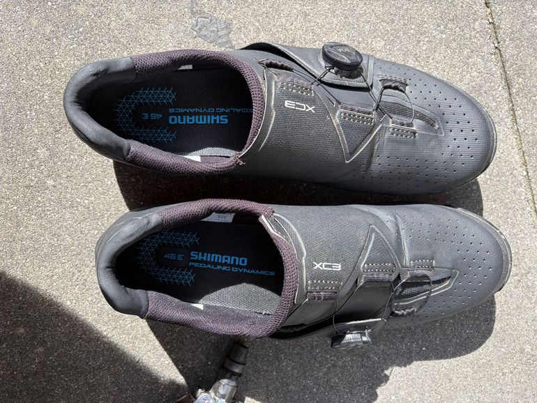 Used Shimano RC300 Road Cycling Shoes bike — image 5 of 6