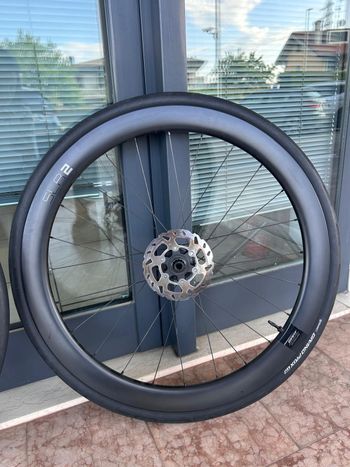 Used Giant SLR 2 50 Disc WheelSystem 2024 bike — image 8 of 12