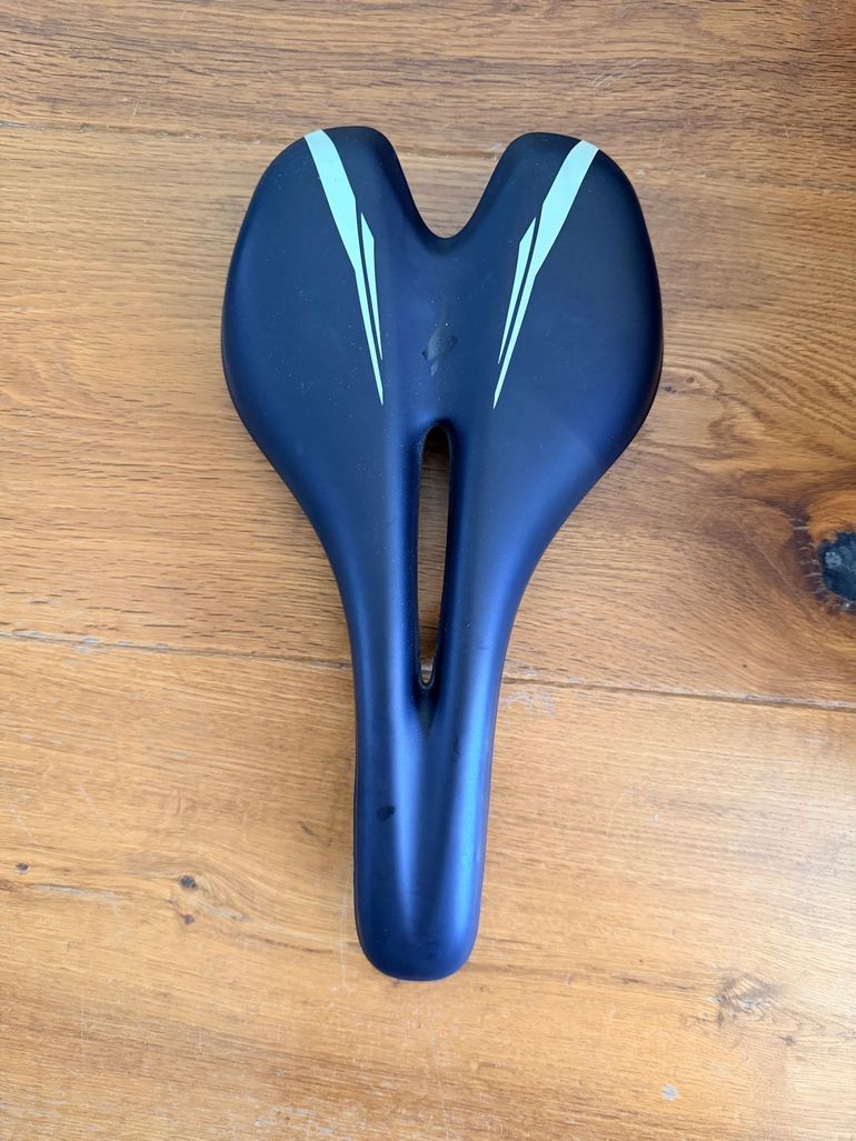 Used Specialized Toupe Saddle 2019 bike — image 2 of 4