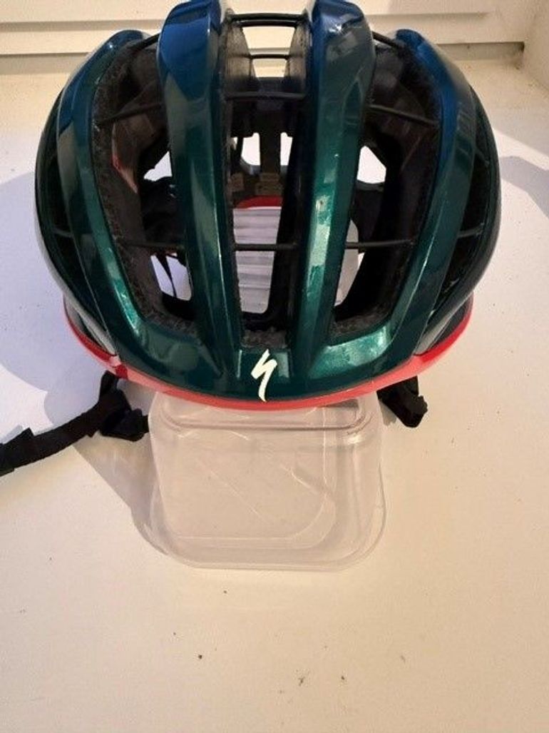 Used Specialized Prevail 3 Rennradhelm 2024 bike — image 2 of 4