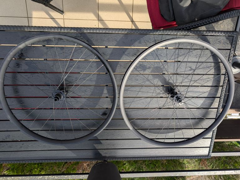 Used Specialized Hookless Alloy Mullet Wheelset bike — image 1 of 15
