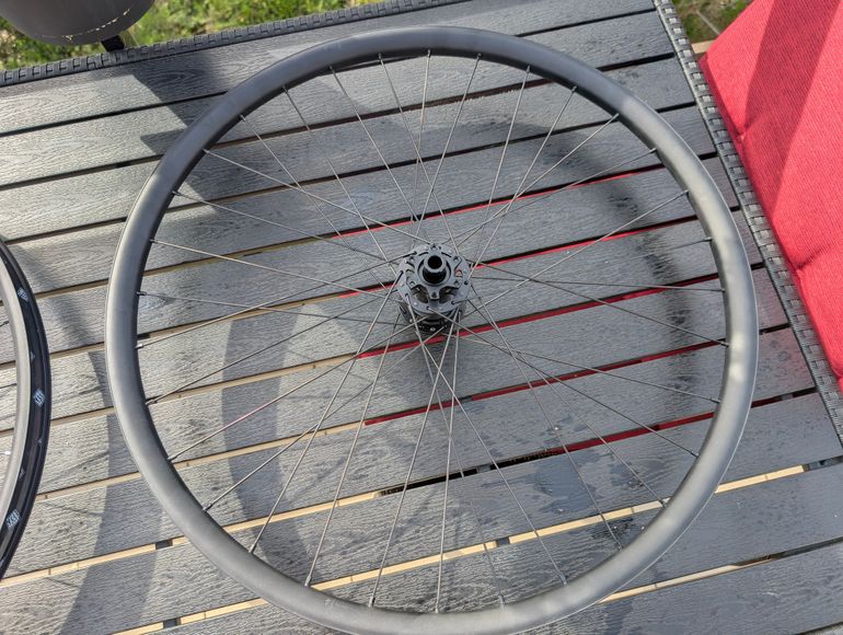 Used Specialized Hookless Alloy Mullet Wheelset bike — image 5 of 15