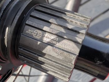 Used Specialized Hookless Alloy Mullet Wheelset bike — image 8 of 15