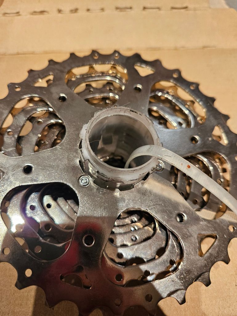 Used Microshift 9-speed 11-32 Cassette bike — image 4 of 4
