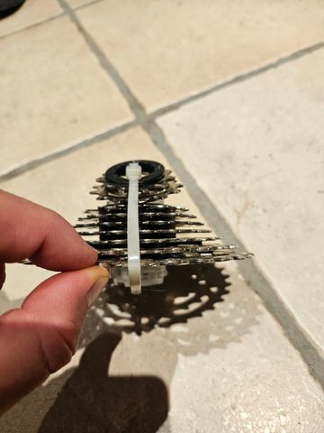 Käytetty Microshift 9-speed 11-32 Cassette bike — kuva 3 / 4