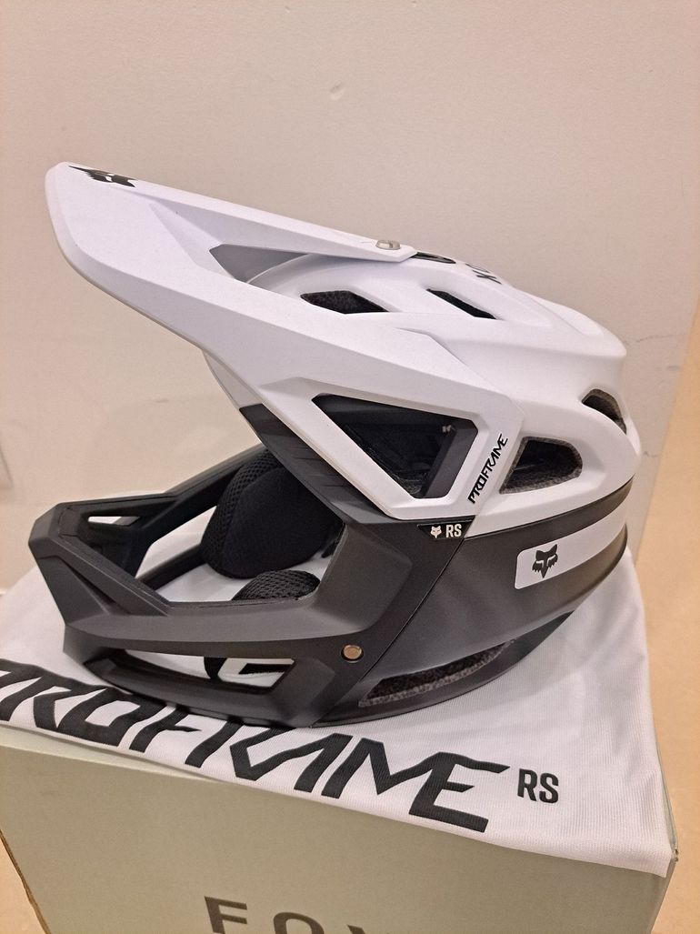 Used Fox Racing Proframe RS Helmet 2025 bike — image 1 of 5