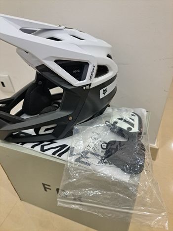 Used Fox Racing Proframe RS Helmet 2025 bike — image 3 of 5
