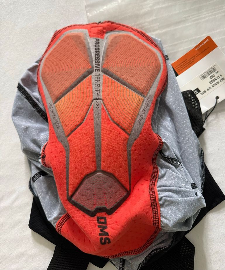 Used Sportful Sky Rider Supergiara Cargo Bib Shorts XL bike — image 7 of 7