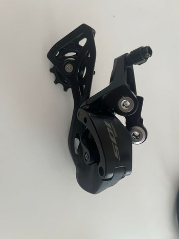 Used Shimano 105 R7100 2026 bike — image 2 of 10