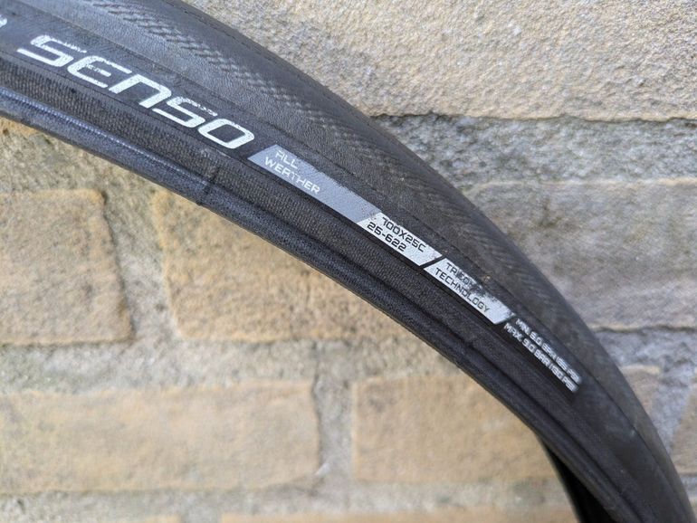 Used VREDESTEIN Fortezza Senso 700x25C bike — image 3 of 4