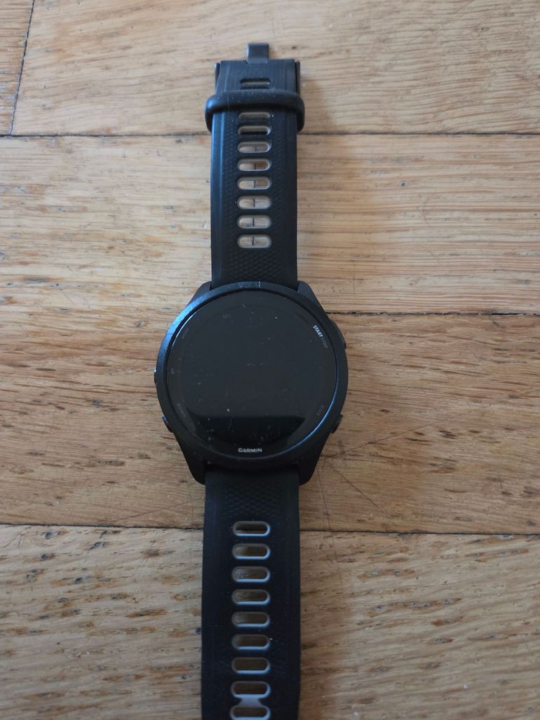 Used Garmin Forerunner 265 2023 bike — image 1 of 4