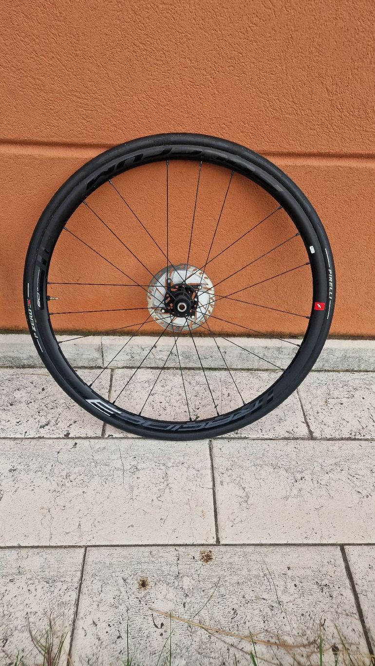 Used Fulcrum Ruote racing 3 bike — image 6 of 6