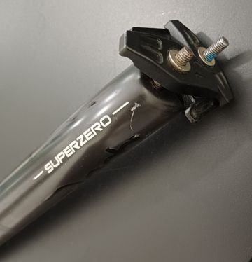 Brugt Deda Elementi Superzero Carbonio 31.6 Saddles & Seatposts