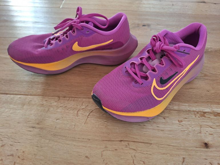 Used Nike Zoom Fly 5 2024 bike — image 4 of 4