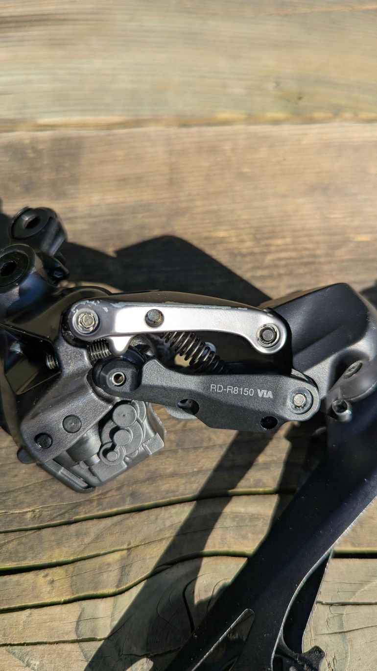 Used Shimano Ultegra R8170 Di2 12-speed Groupset 2024 bike — image 9 of 20