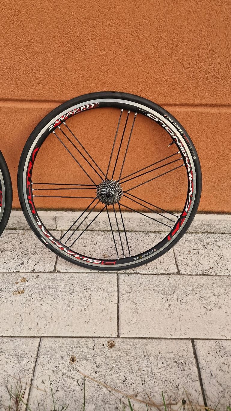 Used Campagnolo ruote Shamal Ultra bike — image 3 of 6