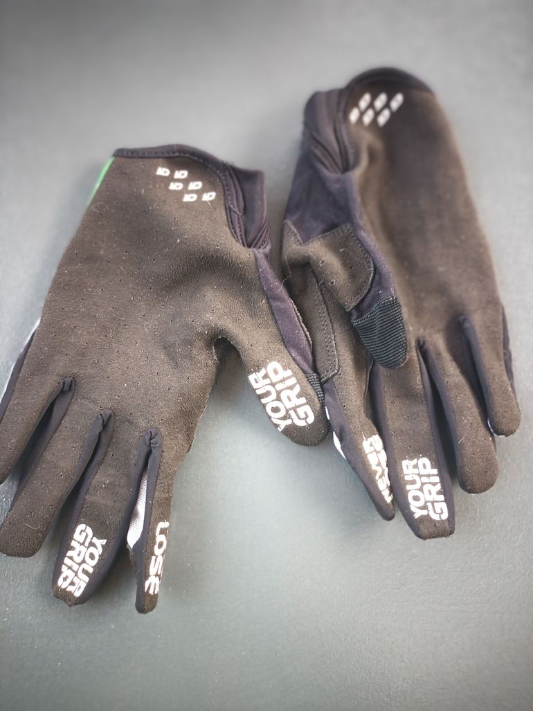 Used Grip grap Gants bike — image 2 of 5
